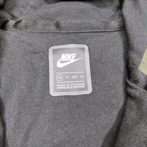 Nike Sportswear Tech Essentials Thermore Jacket Men's Coat Limited CU4485-355 - Picture 6 of 8